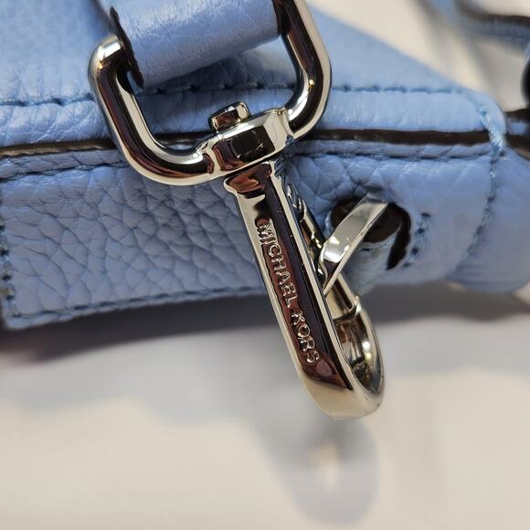 Michael Kors Anita Large Shoulder Crossbody Bag Light Blue Pebbled Leather Charm - Picture 4 of 8